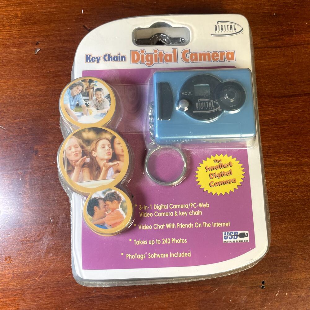 Sakar Key Chain Digital Camera Vintage 3-in-1 camera New NOS 2005
